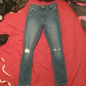 High waisted jeans